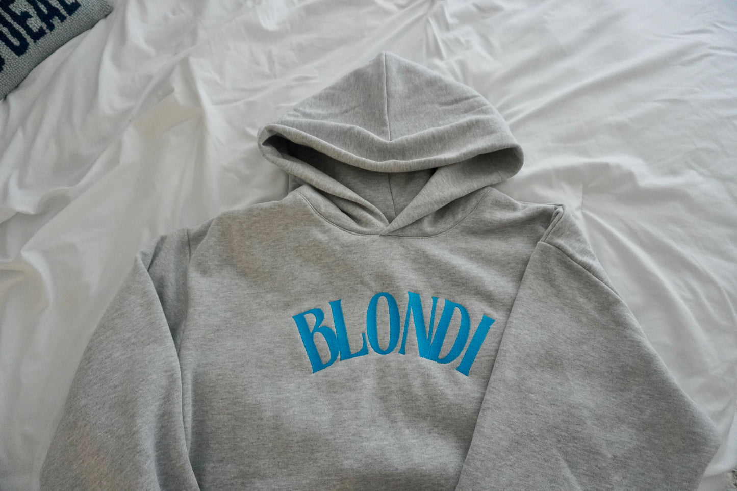 Basic blondi hoodie