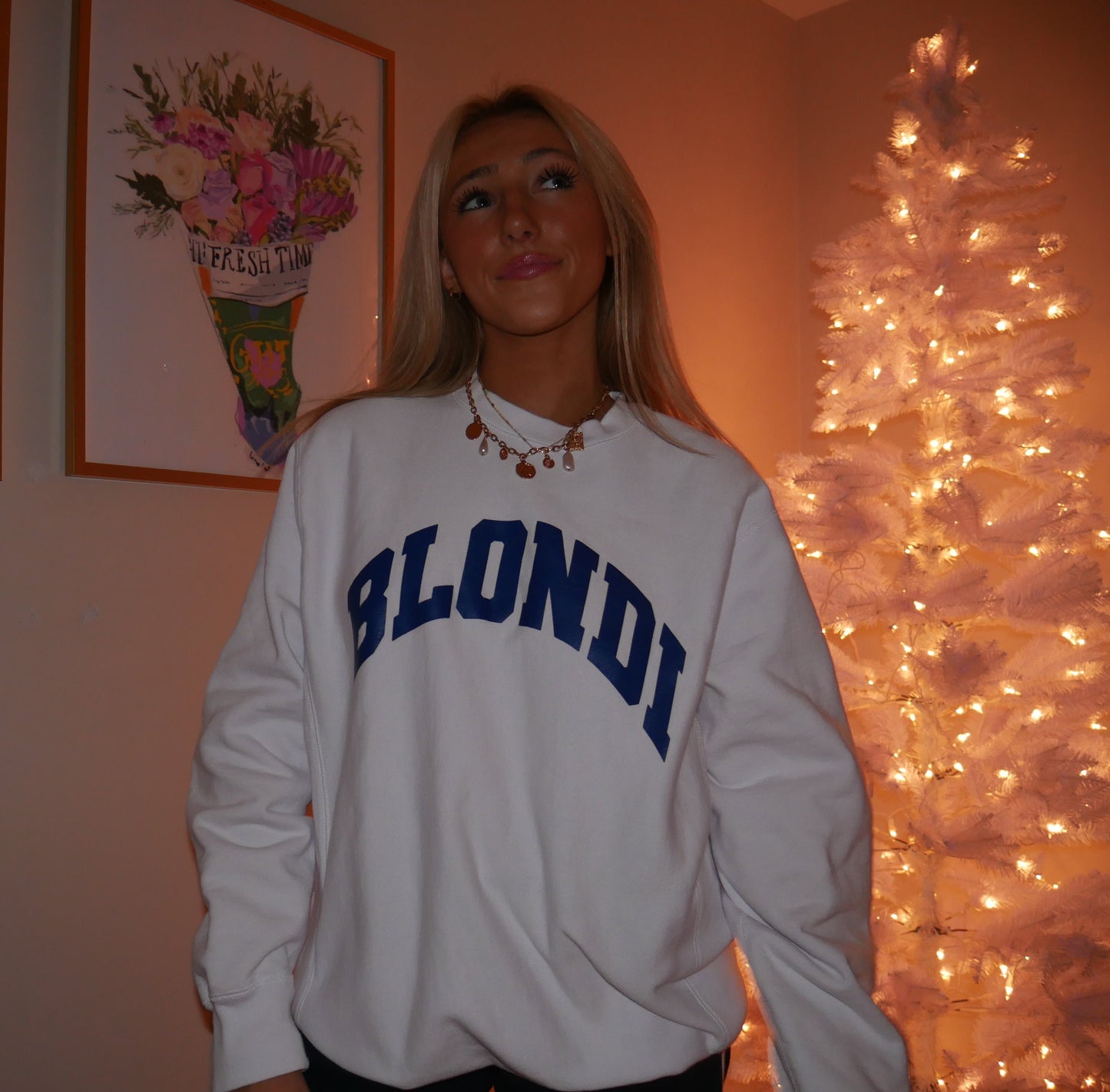 BLONDI varsity crewneck