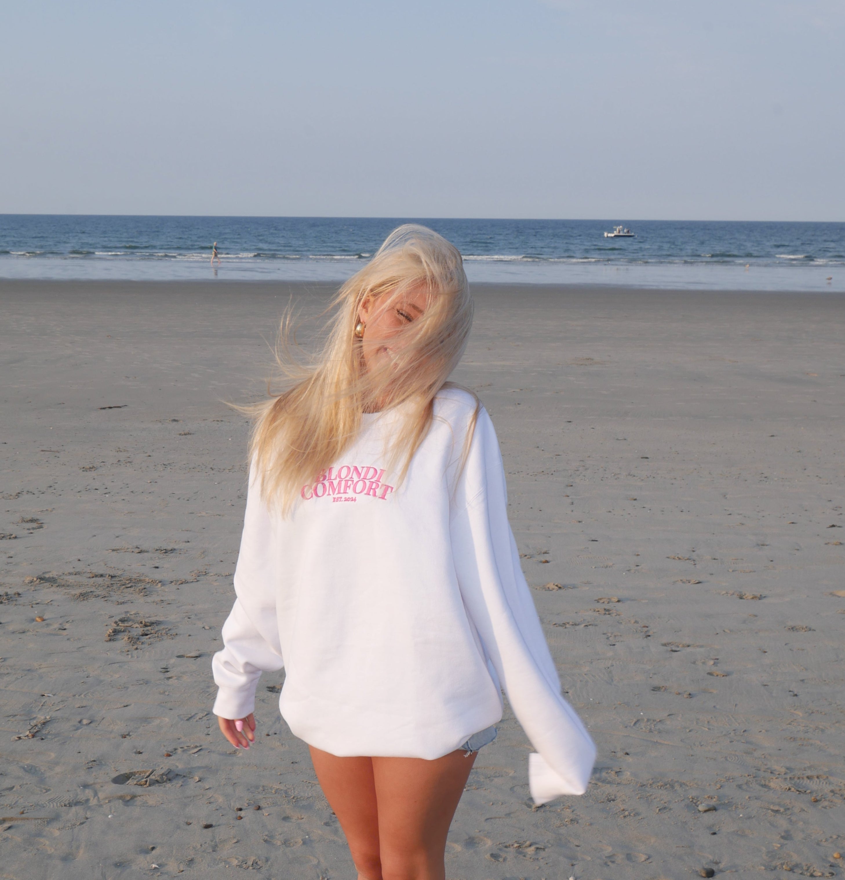 EST. Crewneck